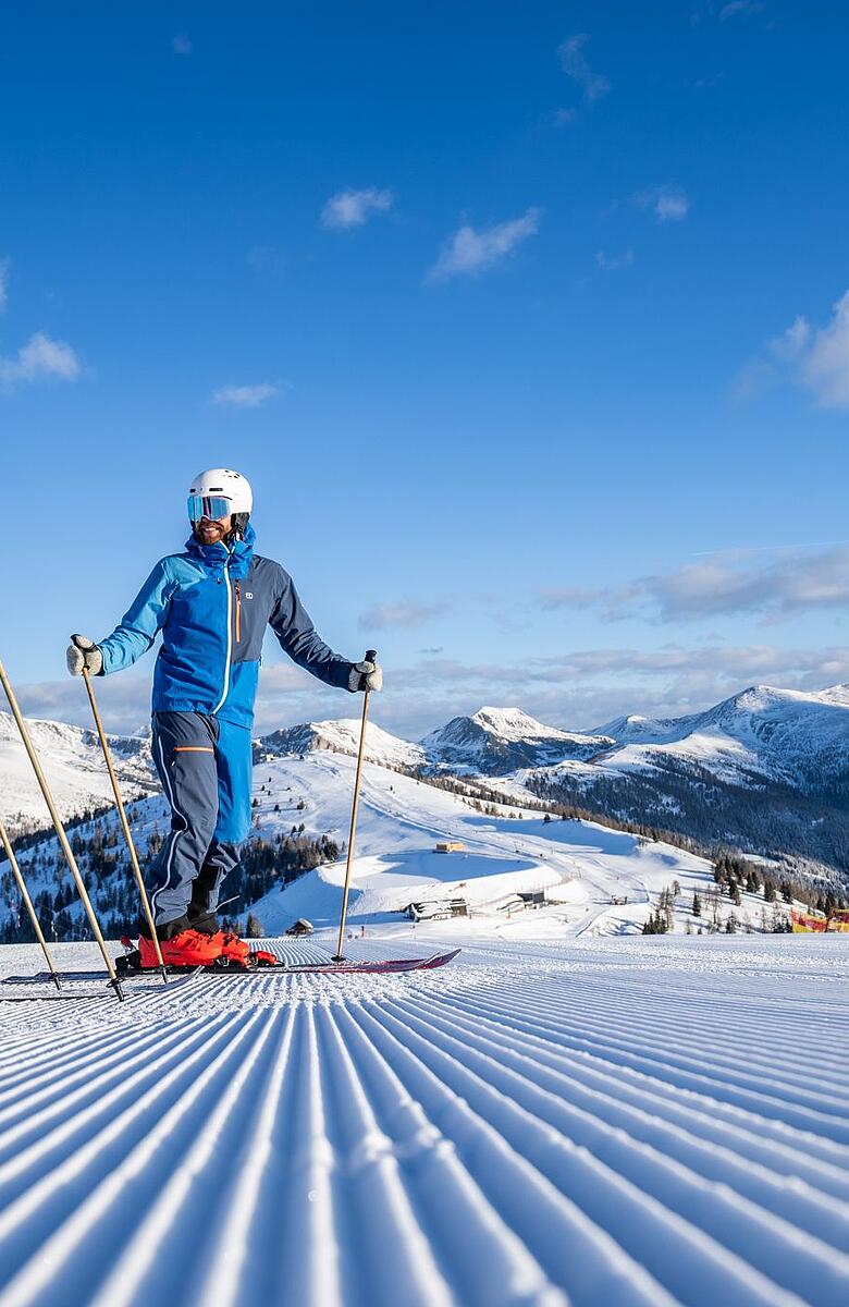 Skifahren bei schönen Wetter im Skigebiet Bad Kleinkirchheim